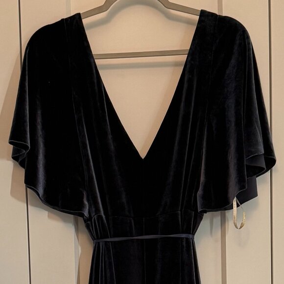 Jenny Yoo Inesse Velvet Gown in Navy Blue - Picture 2 of 3